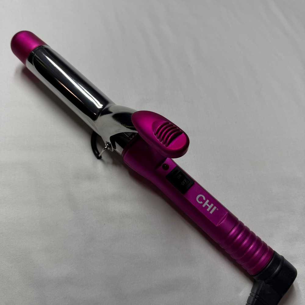 CHI Miss Universe Style Illuminate 1.25 1 1/4 Inch Curling Iron Pink  GF6844